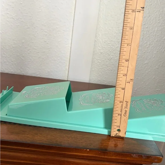 Vintage Fesco Plastic Letter Organizer Wall Mount Decor - Picture 10 of 10